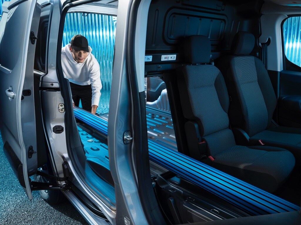 PEUGEOT E-PARTNER modular volumes